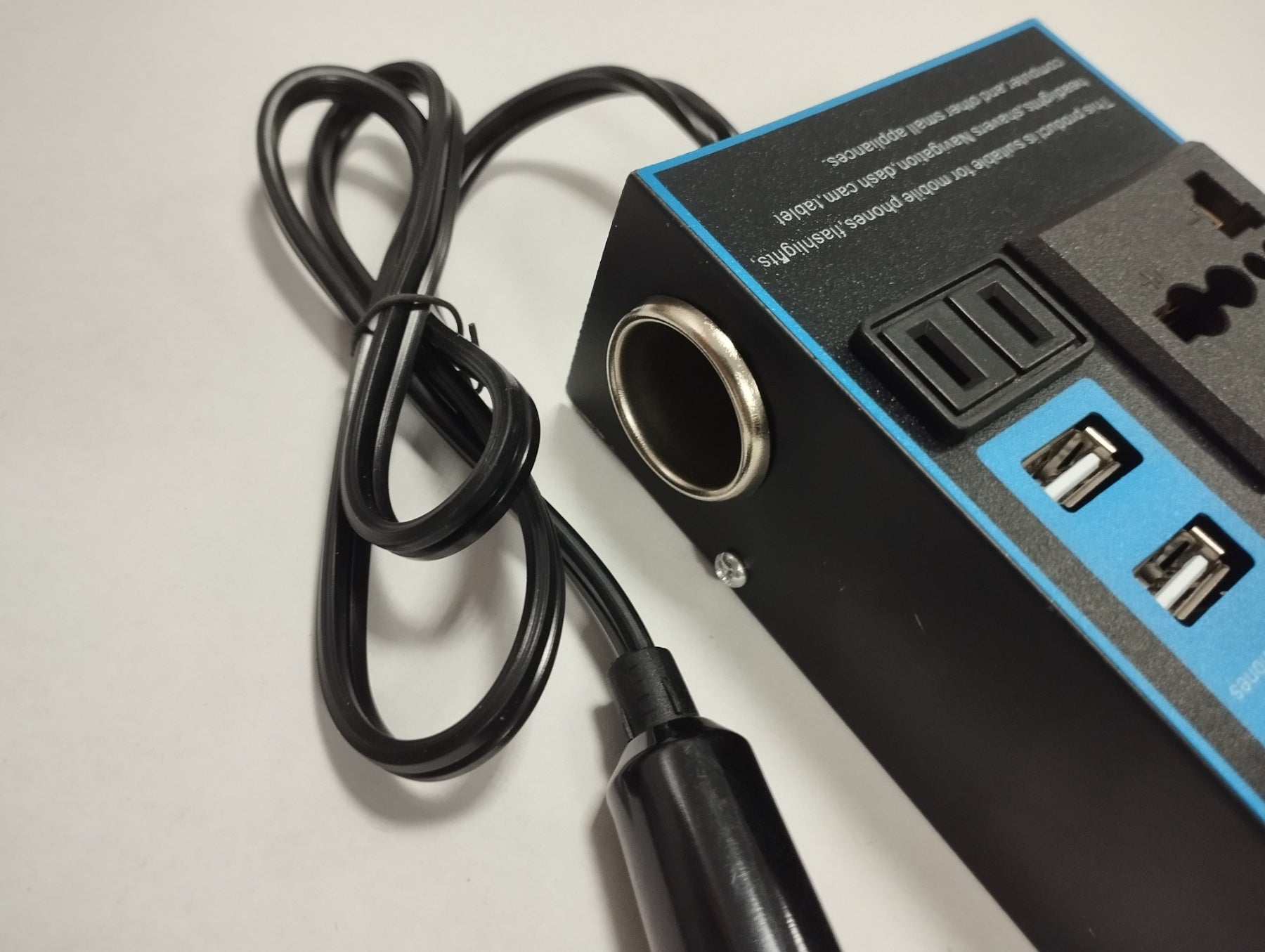 Мултифункционален Инвертор преобразувател на напрежение от 12V на 220V - 1600W