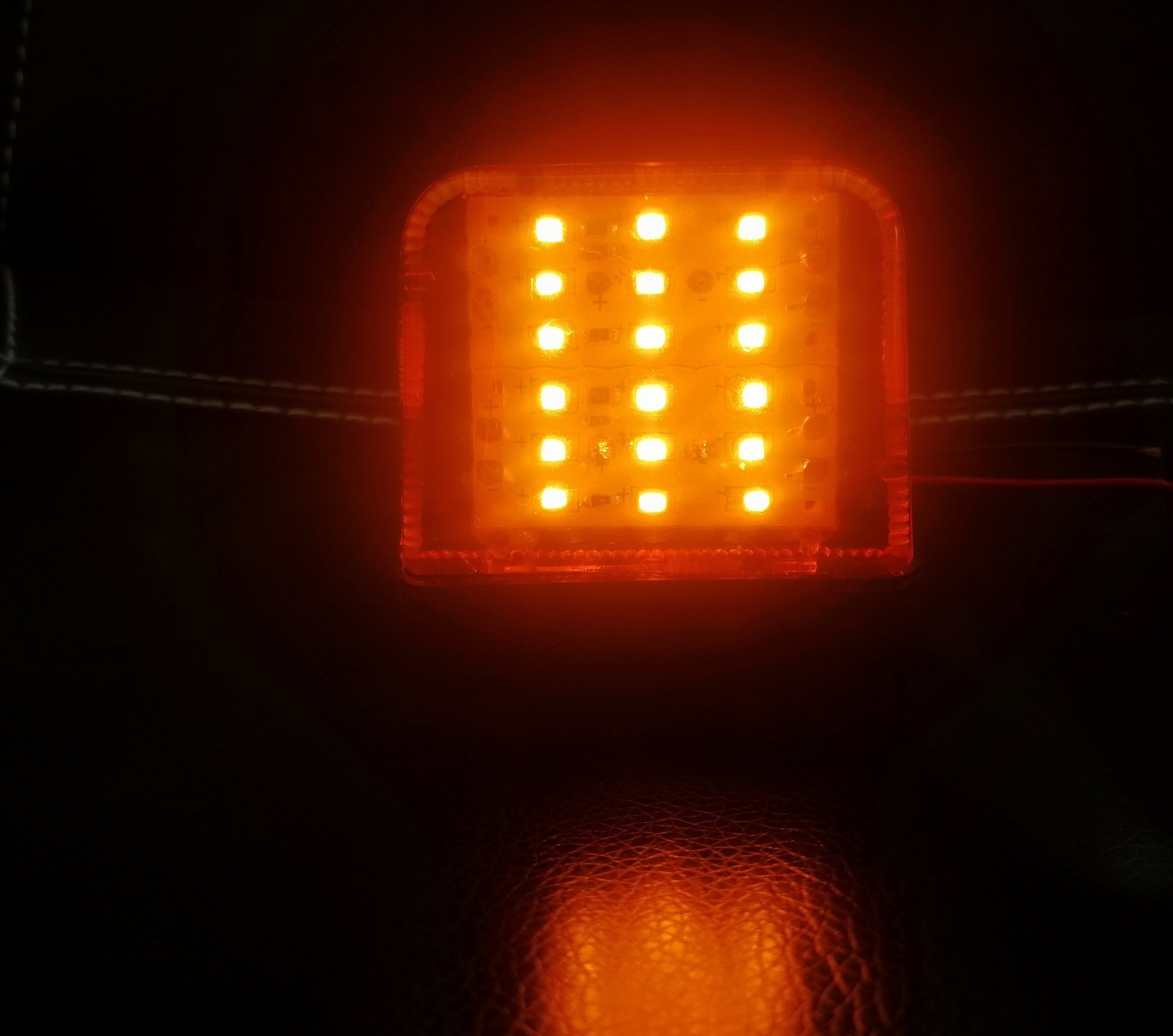 1 бр. Оранжев габарит 24V за кабина на камион Волво VOLVO FH FL FH12