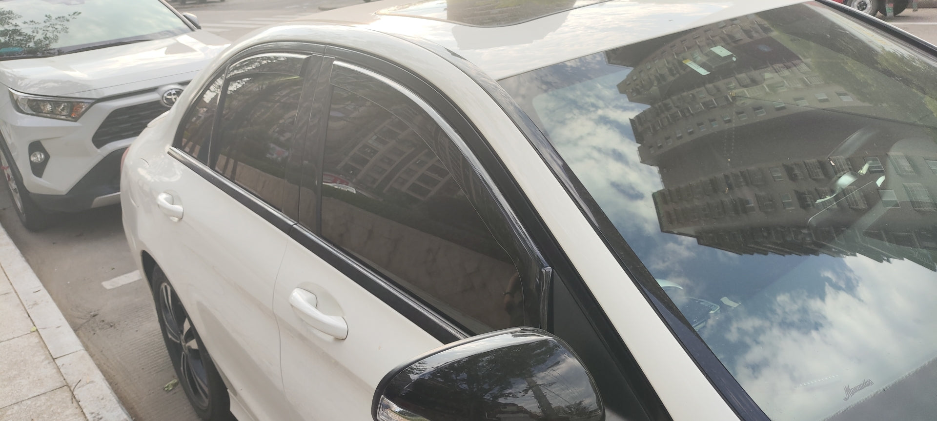 Комплект от 4бр. ветробрани за Mercedes C class W205 2015-2020
