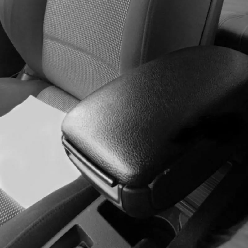 Капак за Подлакътник Audi Ауди A4 B6/B7 2001–2008 с черно кожено покритие