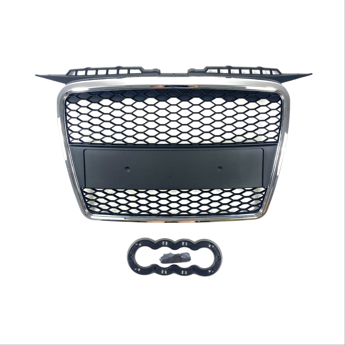 Решетка с поставка а емблема за Audi A3 (2005-2008) - RS-Look с Хромрамка