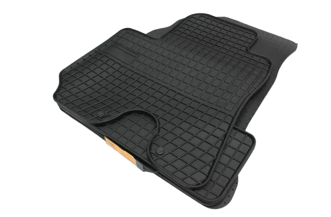 Гумени стелки за Toyota Rav4 3/5 врати (2000-2005)