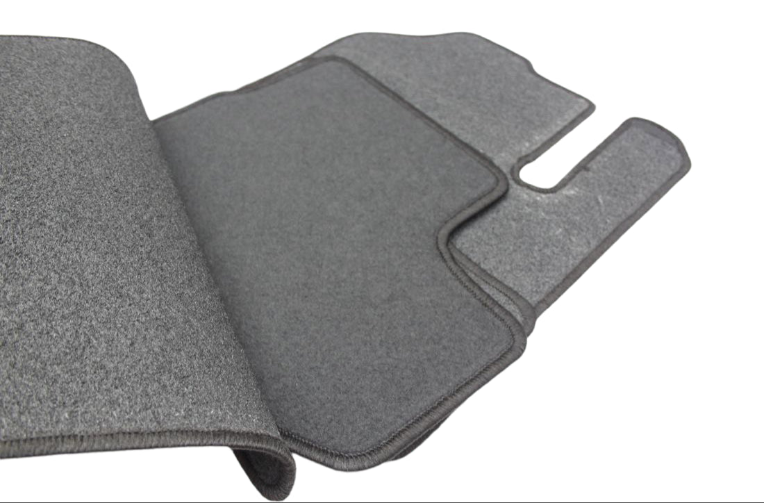 Мокетни стелки за Suzuki Splash (2008+)