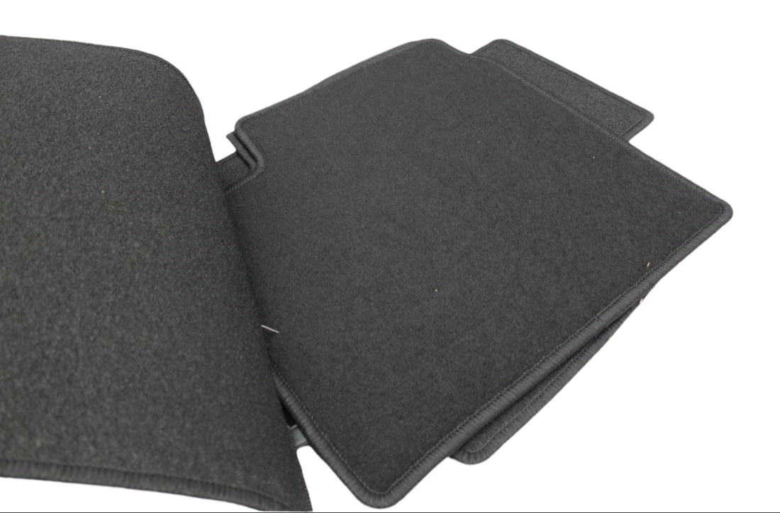 Мокетни стелки за Suzuki Baleno (2016+)