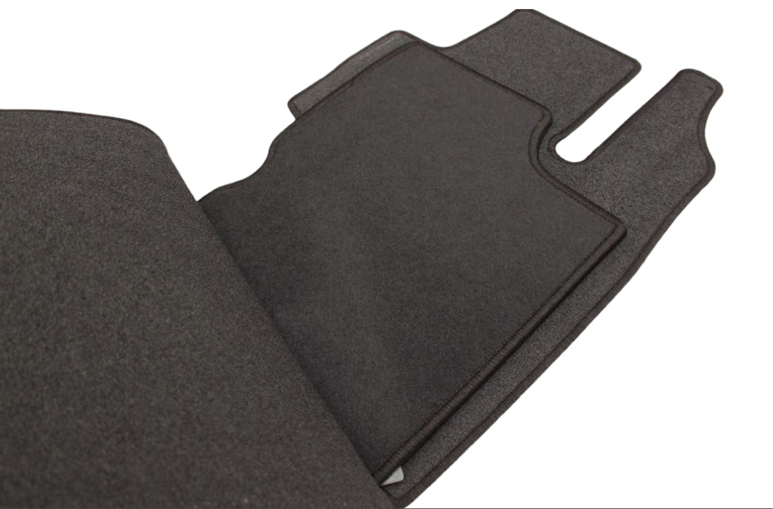 Мокетни стелки за Dacia Duster (2013+)