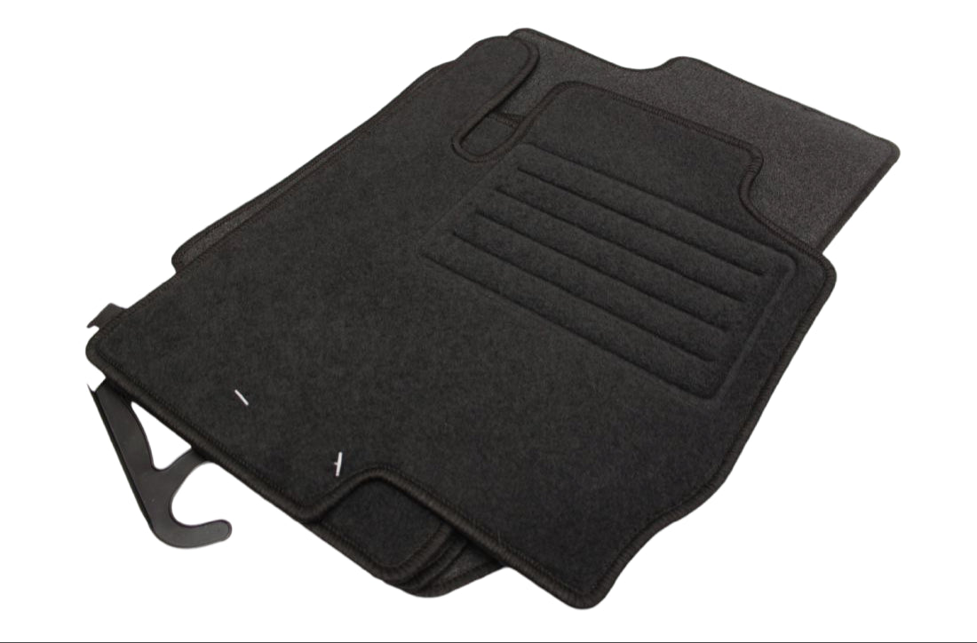 Мокетни стелки за Mitsubishi Colt 5 5 врати (2008+)