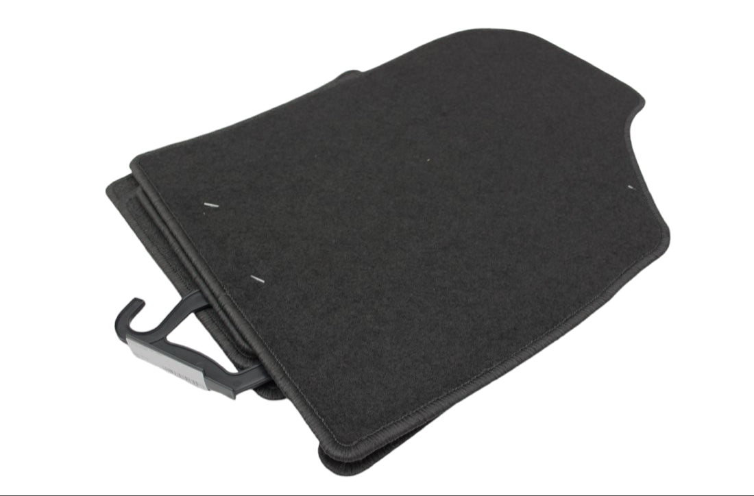 Мокетни стелки за Suzuki Ignis (2017+)