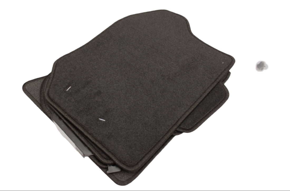 Мокетни стелки за Suzuki Jimny (1998+)