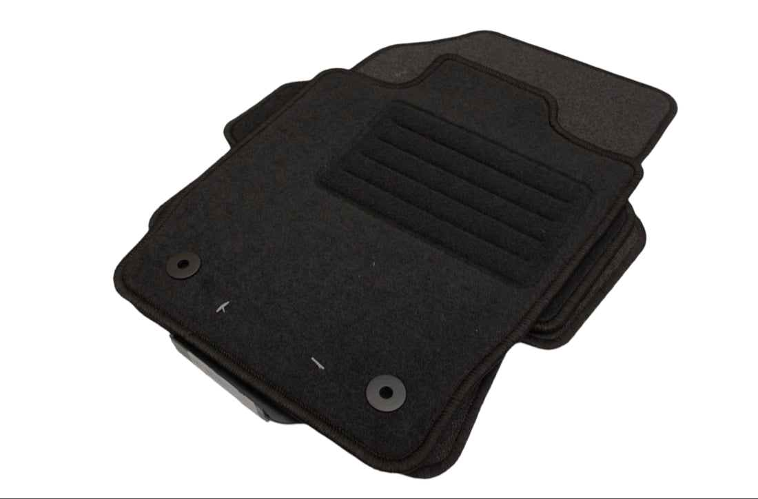 Мокетни стелки за Audi А1 (2010+)