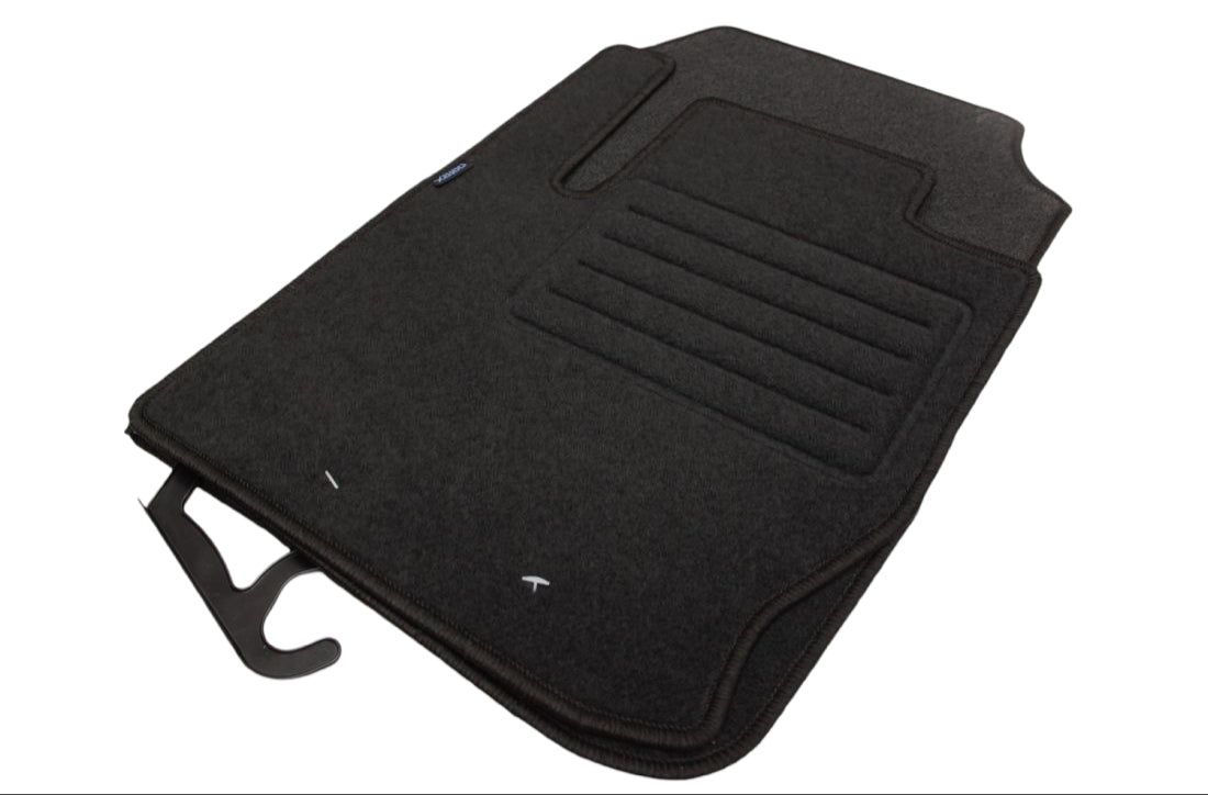 Мокетни стелки за Mitsubishi Colt 3 врати (2008+)