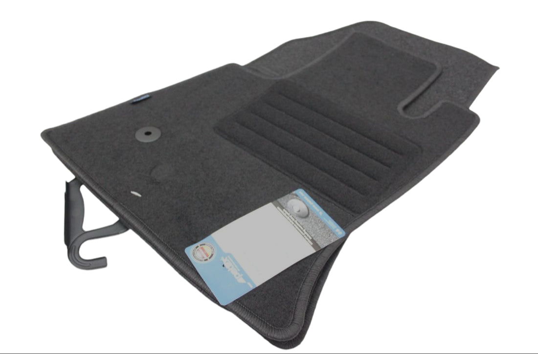 Мокетни стелки за Fiat 500L (2017+)