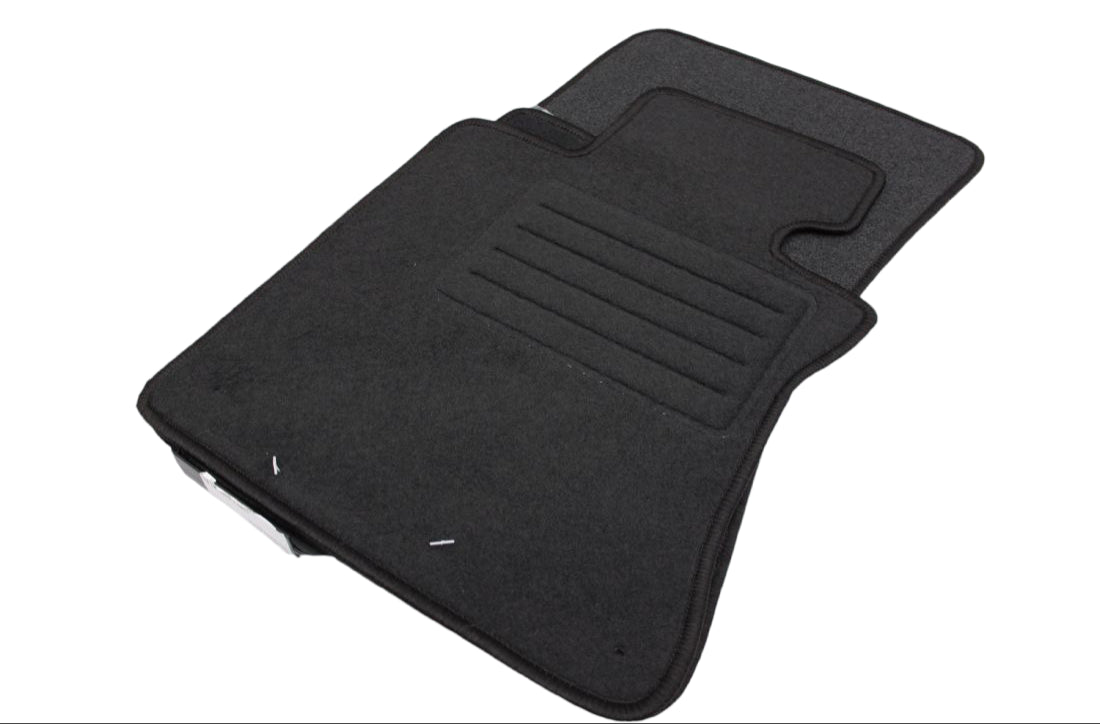 Мокетни стелки за BMW 6 серия E63 купе (2002-2011)