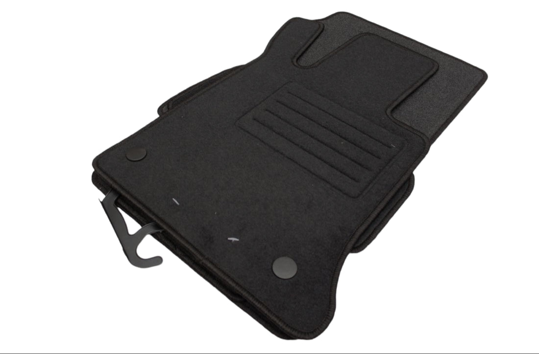 Мокетни стелки за Mercedes GLK X204 (2012-2015)