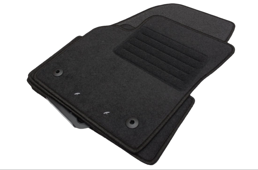 Мокетни стелки за Volvo S40 / V50 / C30 (2004-2012)