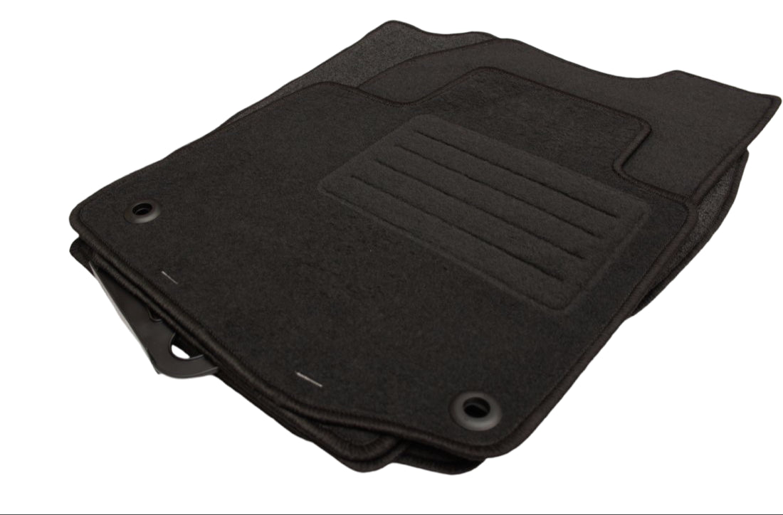 Мокетни стелки за Honda Civic (2012-2017)