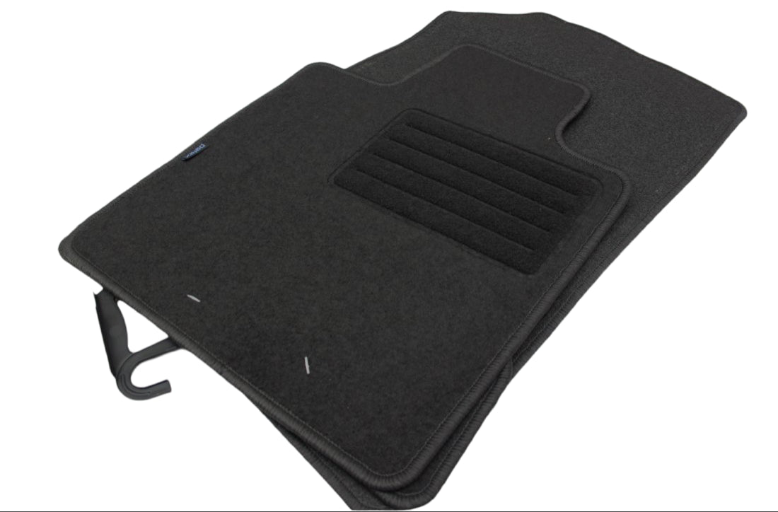 Мокетни стелки за Suzuki Kizashi (2010+)