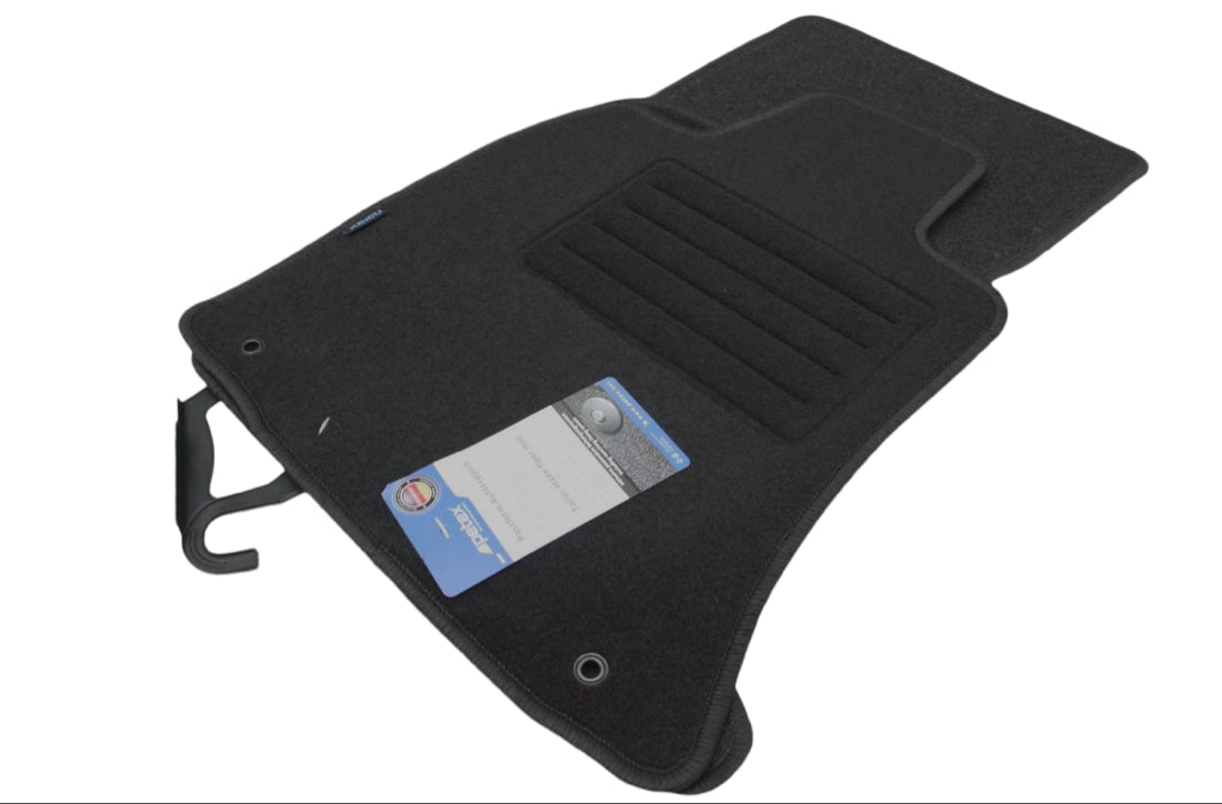 Мокетни стелки за Kia Stinger (2017+)