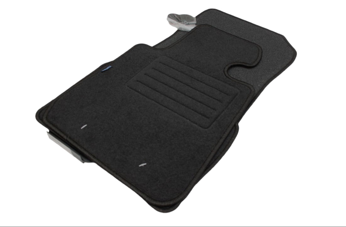 Мокетни стелки за BMW 3 серия F30 (2012+)