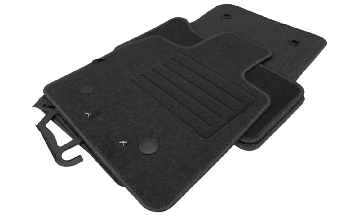 Мокетни стелки за Alfa Romeo Stelvio (2017+)