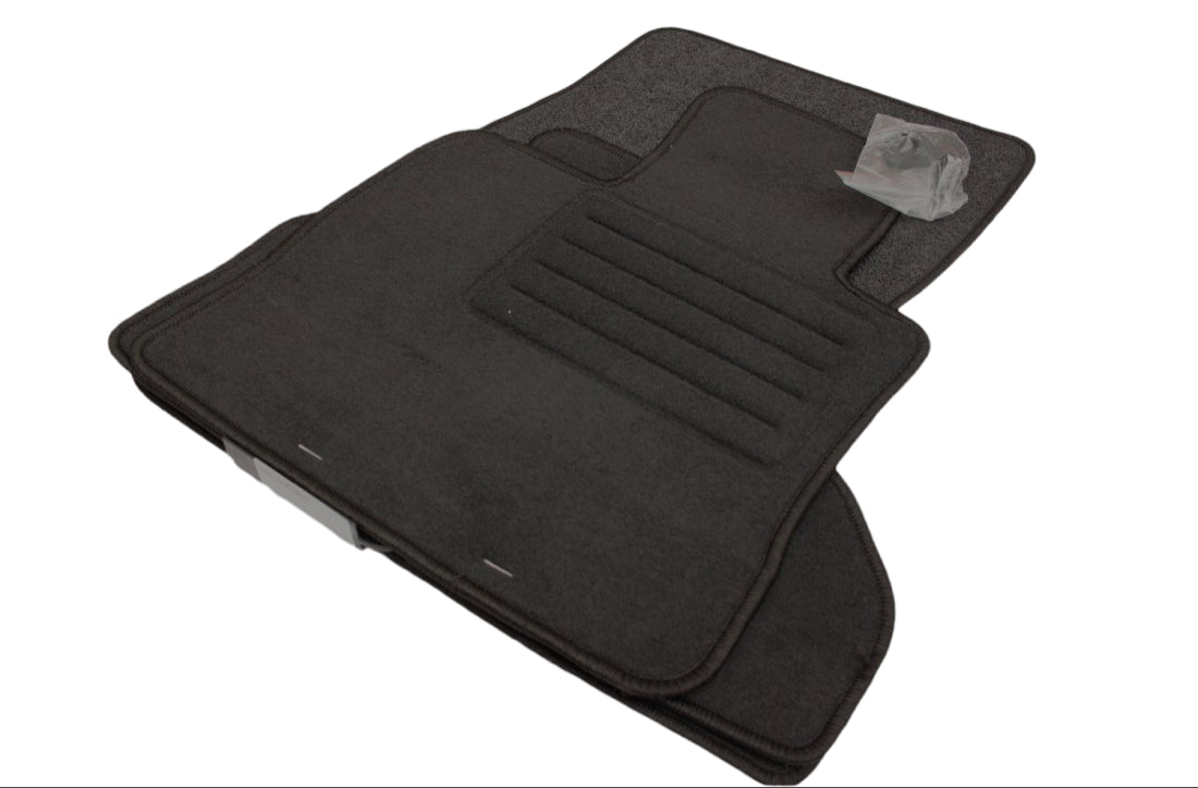 Мокетни стелки за BMW X5 F15 (2013+)