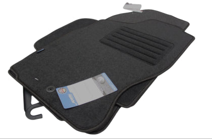 Мокетни стелки за Nissan Terrano 2 (1996-2004) дълга база