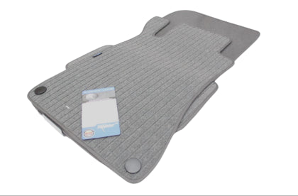 Мокетни стелки за Mercedes W203 (2000-2007) - сиви