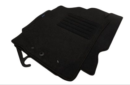 Мокетни стелки за Mitsubishi L200 двойна кабина (1996-2006)