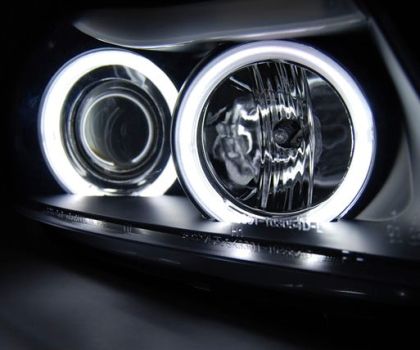 КРИСТАЛНИ ФАРОВЕ ЗА BMW E90 (2005-2008) С CCFL ANGEL EYES - ЧЕРНИ