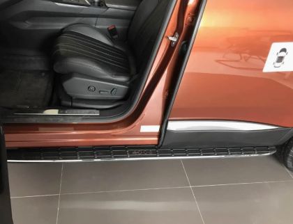 СТЕПЕНКИ ЗА PEUGEOT 3008 / 5008 (2017-2023)