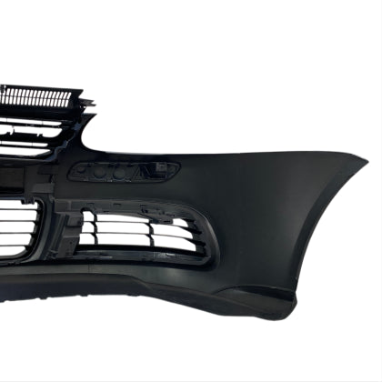 ПРЕДНА БРОНЯ ЗА VW GOLF 5 - R32 ДИЗАЙН С ЧЕРНА РЕШЕТКА