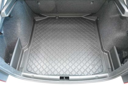 Гумирана стелка за багажник за Skoda Rapid (2012+) Hatchback 5d / Seat Toledo IV (2013+) Hatchback 5d