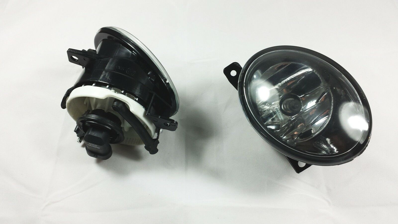 Комплект лампи за броня за Фолксваген Транспортер Т5 Мултиван Каравел VW TRANSPORTER T5 CARAVELLE 2010+ 7E0941700A , 7E0941699A