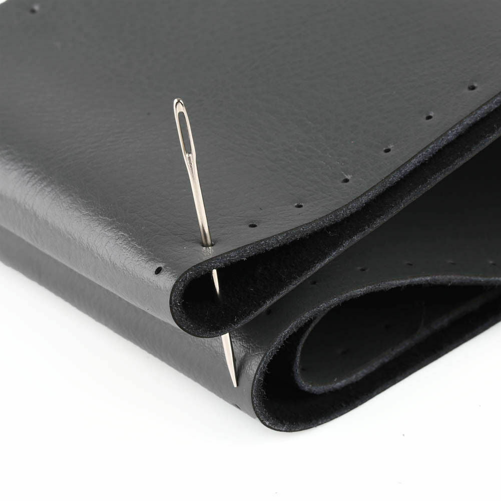 Кожен калъф за волан тип заший си сам Размер М, С Игла И Конец