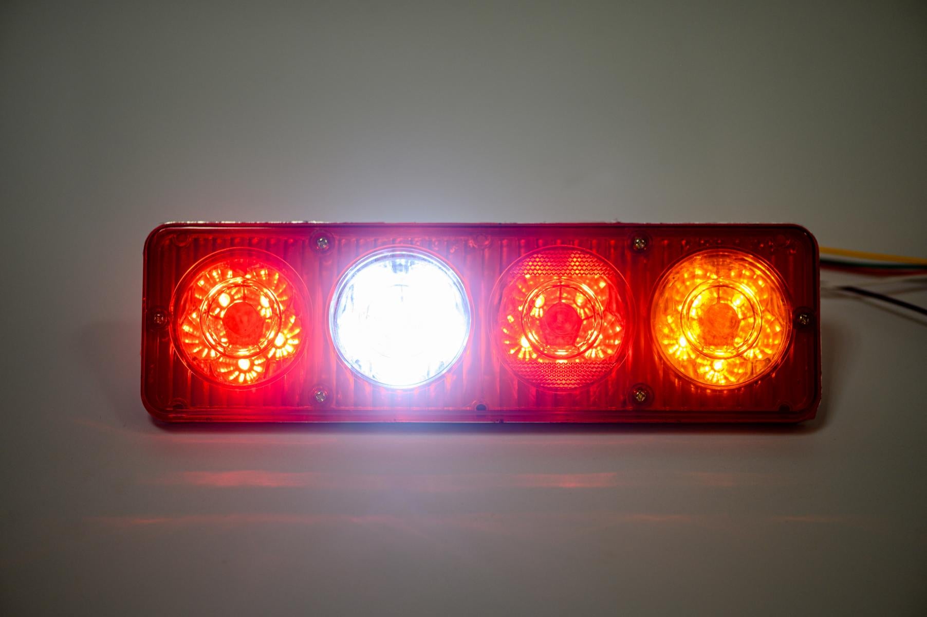Комплект LED стопове мигач задна светлина 24V за камион, бус, ТИР, ремарке
