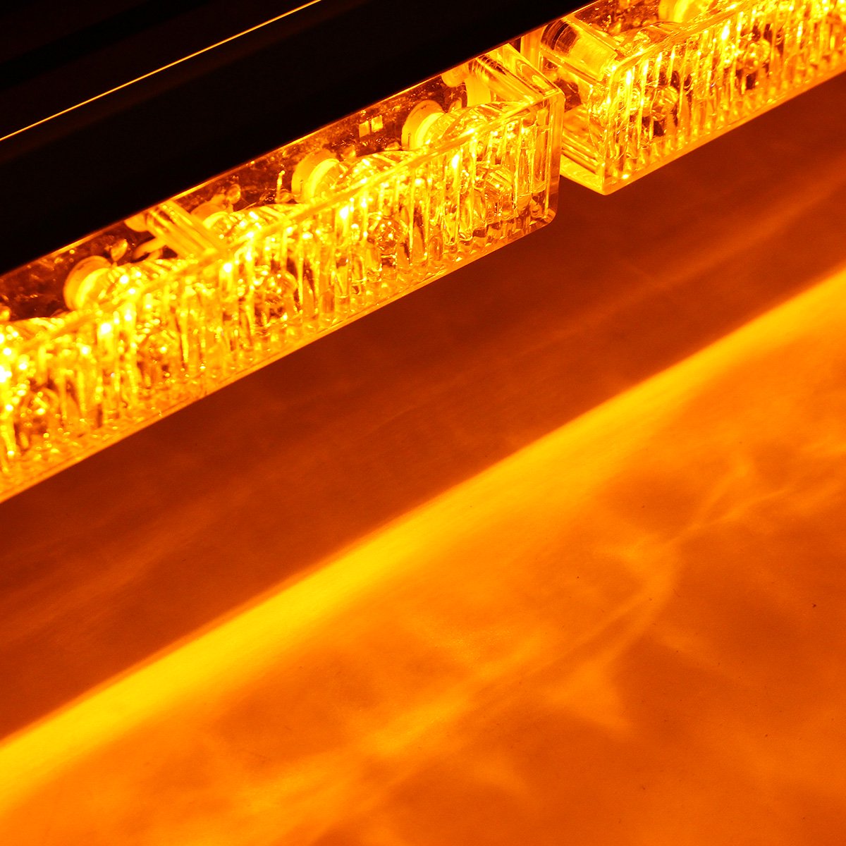 Супер мощна 36 ЛЕД LED Двустранна Аварийна Сигнална Лампа Блиц Маяк с Магнити Магнит За Пътна Помощ Платформа Снегорин 108W 12-24V със 7 режима на работа Жълта 46cm