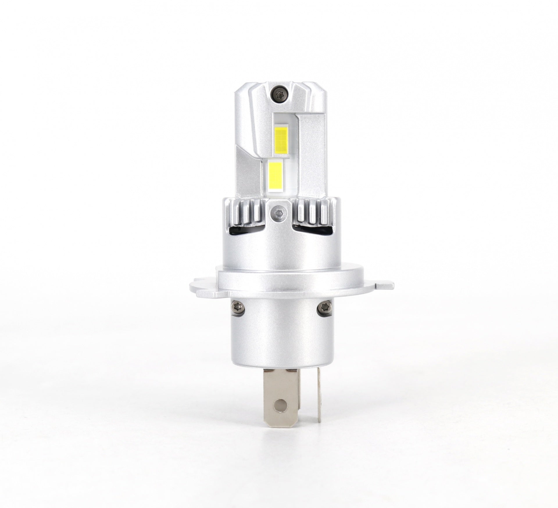 Комплект от 2 броя Умалени Мини Лед Led Диодни Крушки E4P H4 Х4 12V 50W 15000lm за Автомобил Мотоциклет Трактор Камион Бус и др.