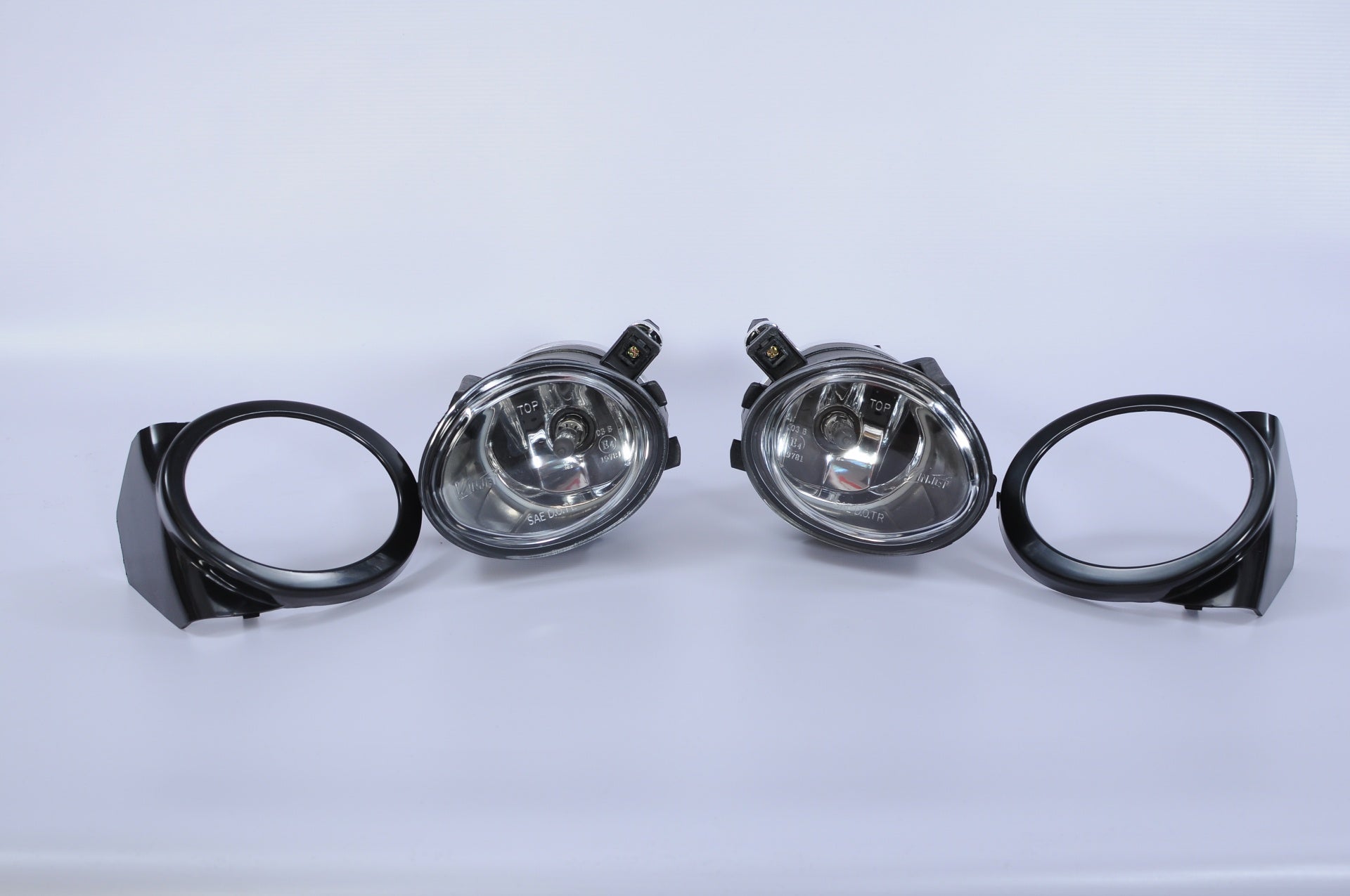 Халогени за БМВ BMW 3 Е46 E46 2001 - 2005 5 серия E39 Е39 M пакет 2001 - 2004 с HB4 крушки