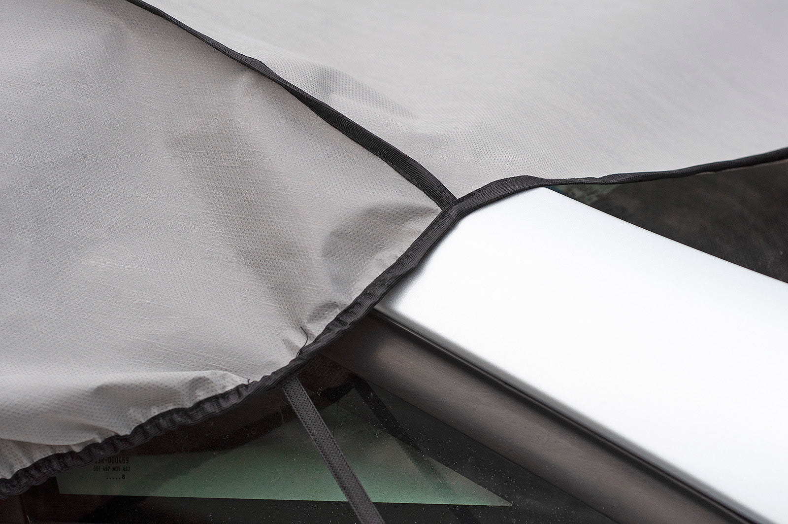 Водоустойчиво висококачествено покривало полукалъф Perfect за автомобил размер S - M С - М 255-275 cm x 70 cm сив CarPassion