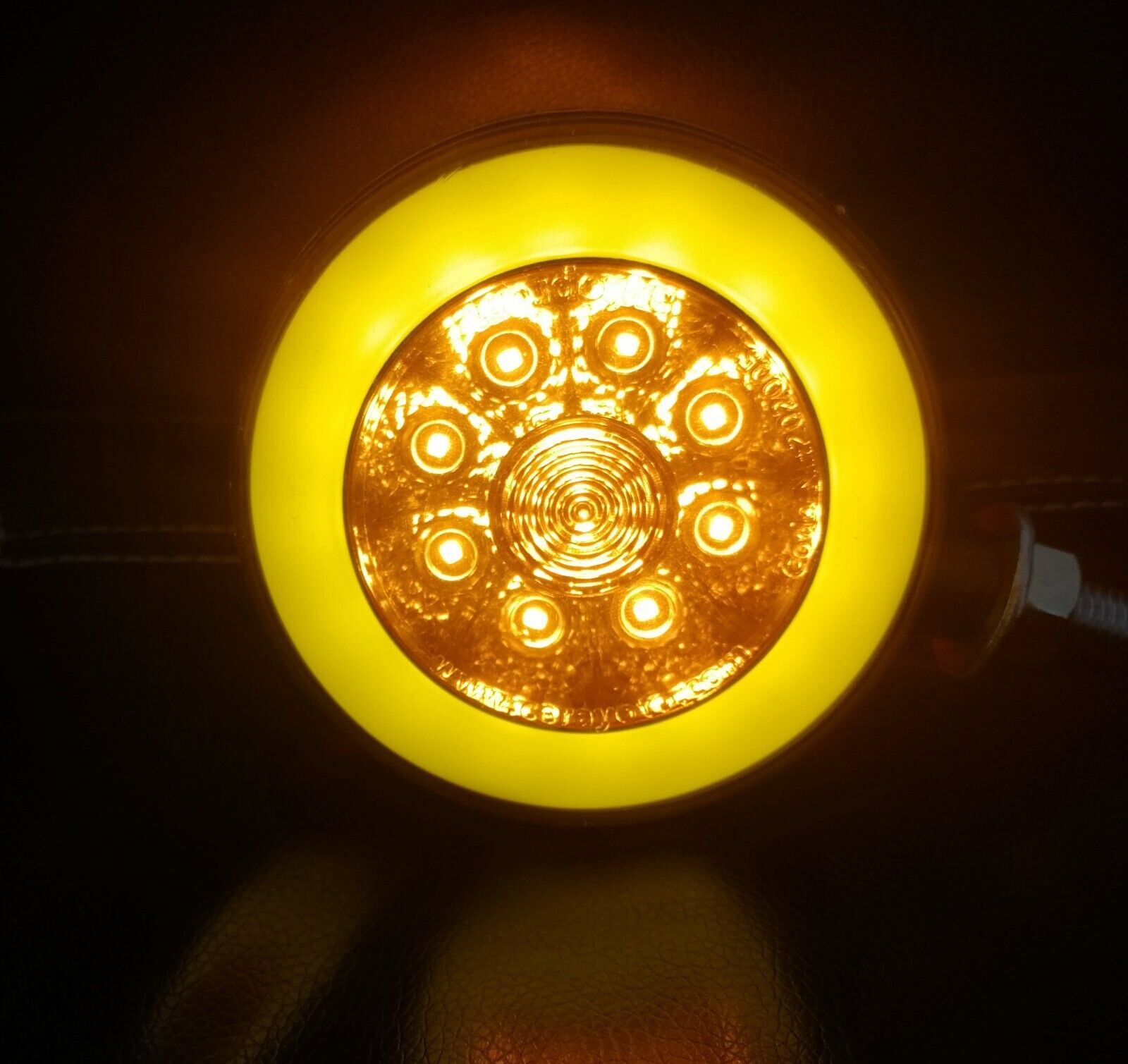 1 брой ЛЕД LED габарит за огледало ОБЕЦИ за камион 12-24V Scania Сканиа Volvo Волво MAN МАН DAF ДАФ Mercedes Мерцедес с ефект Неон Neon в оранжево-червено