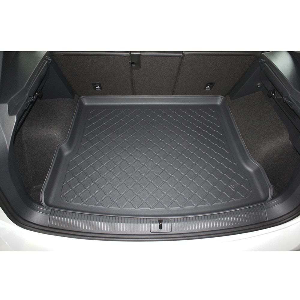 Гумирана стелка за багажник за Volkswagen Tiguan II (2016+) upper boot (flat loading threshold); adjustable boot floor in top position,except eHybrid