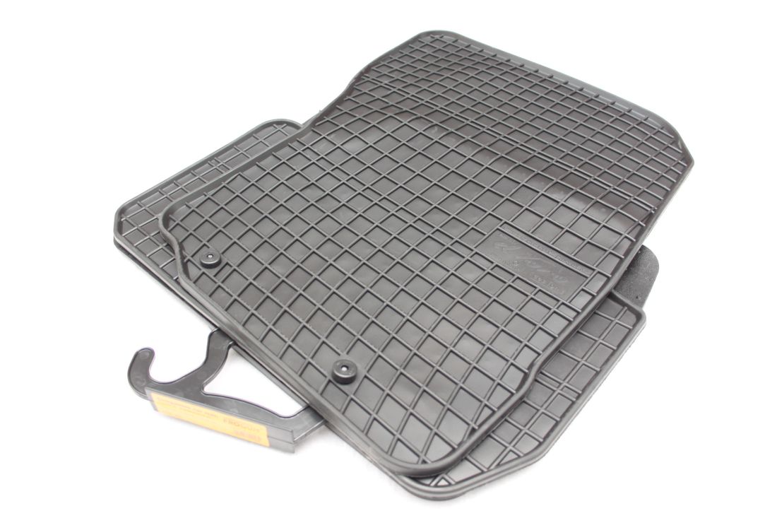 Гумени стелки за Mitsubishi Outlander III (2014+)