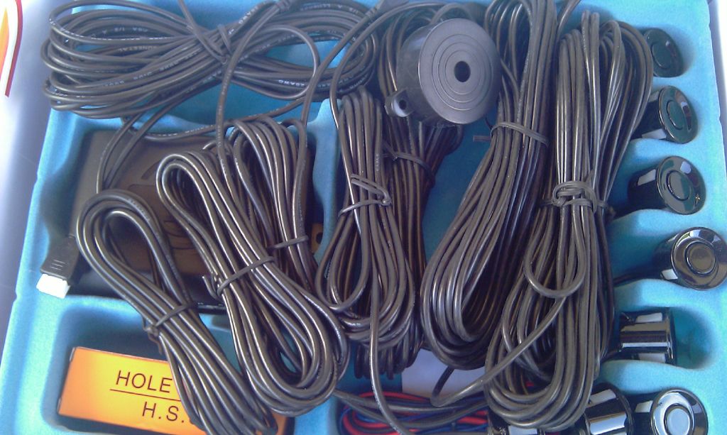 Парктроник с 8 сензора и звукова сигнализация - черни датчици