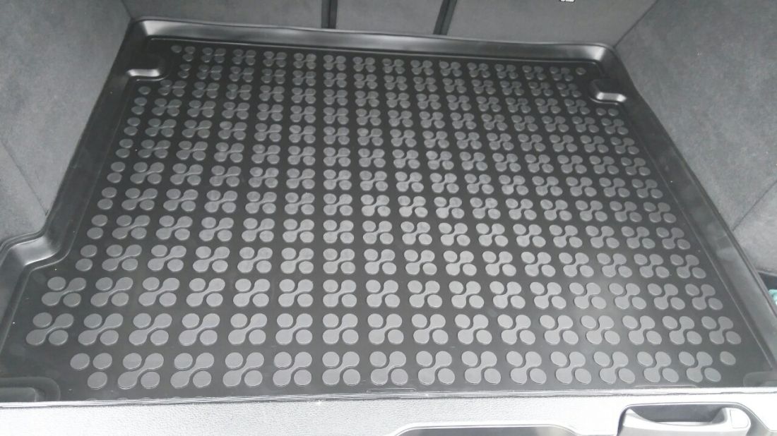 ГУМЕНА СТЕЛКА ЗА БАГАЖНИК ЗА BMW X5 F15 (2013+) - REZAW PLAST