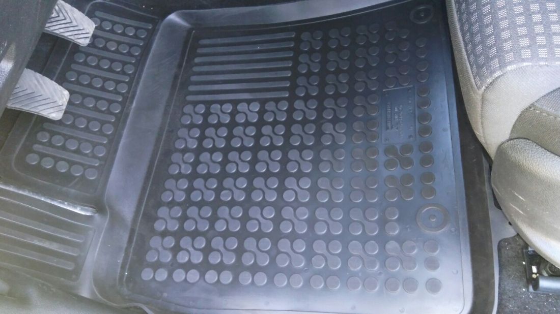 ГУМЕНИ СТЕЛКИ ЗА HYUNDAI I30 III (2016+) / KIA CEED III (2018+) / KIA PROCEED III (2018+) / KIA XCEED (2019+) - ТИП ЛЕГЕН