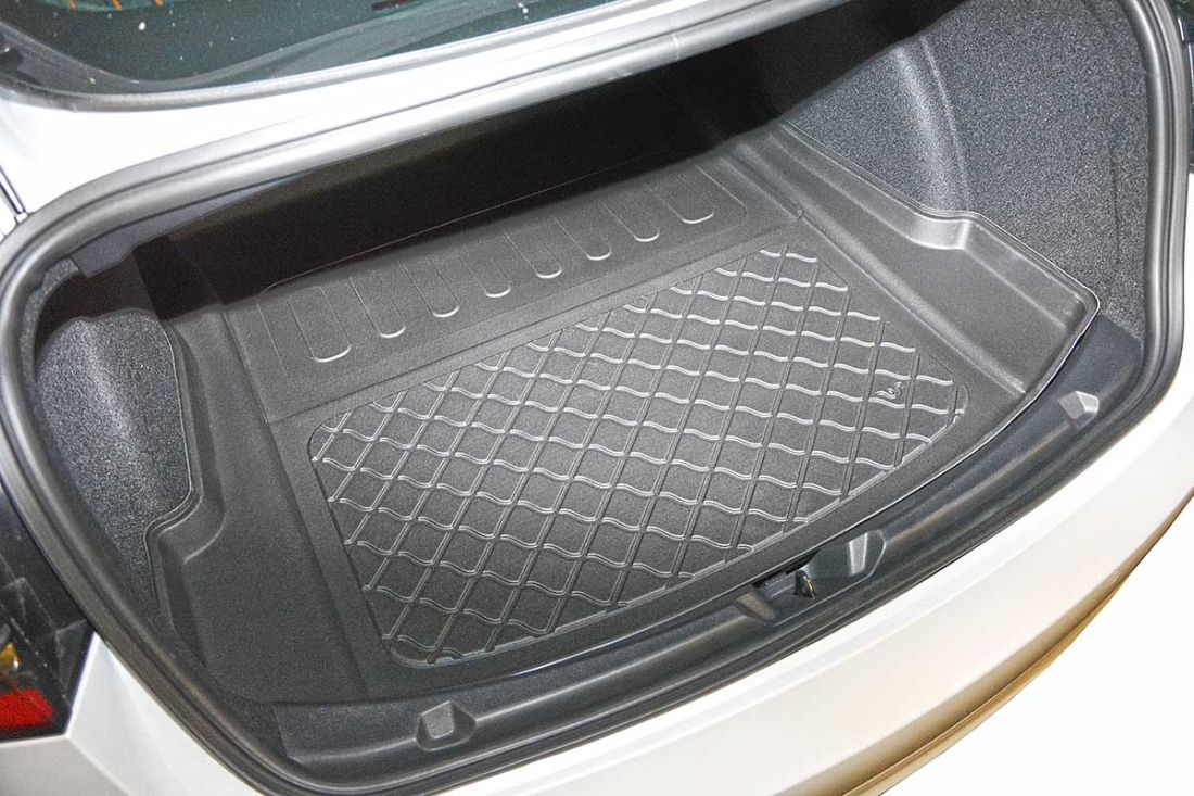 Стелка за багажник Tesla Model 3 S/4 (2017+) rear boot