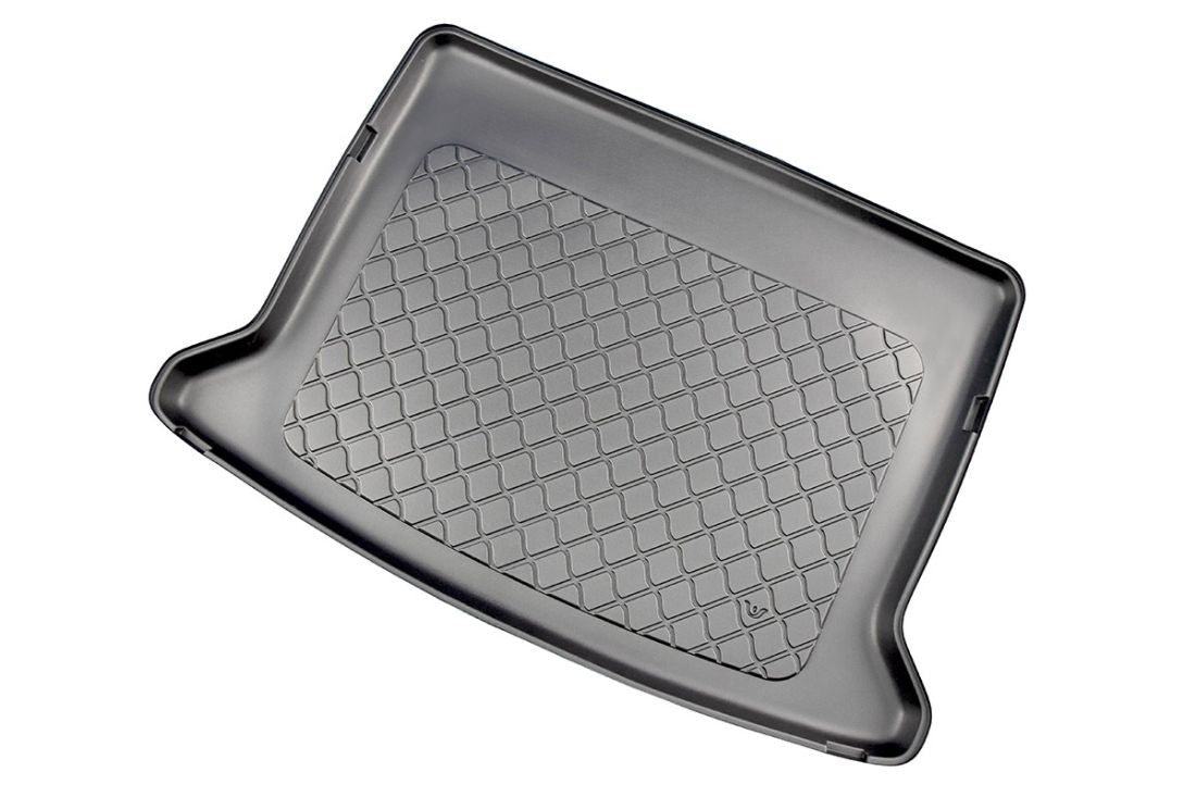 Стелка за багажник Mazda CX30 (2019+)