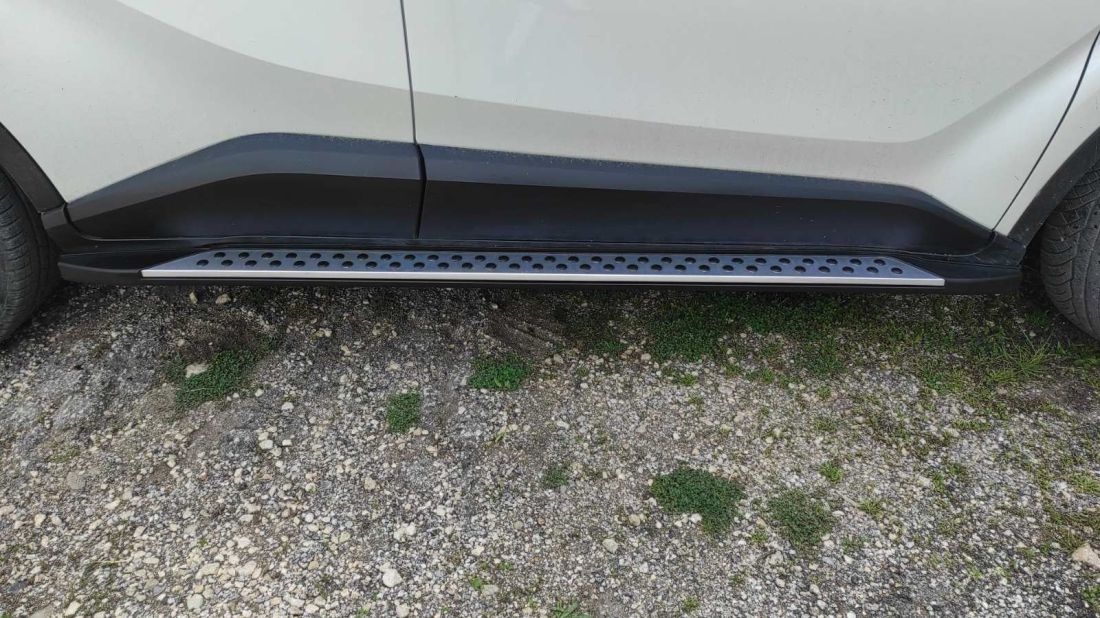 Степенки за Toyota C-HR (2016-2023)