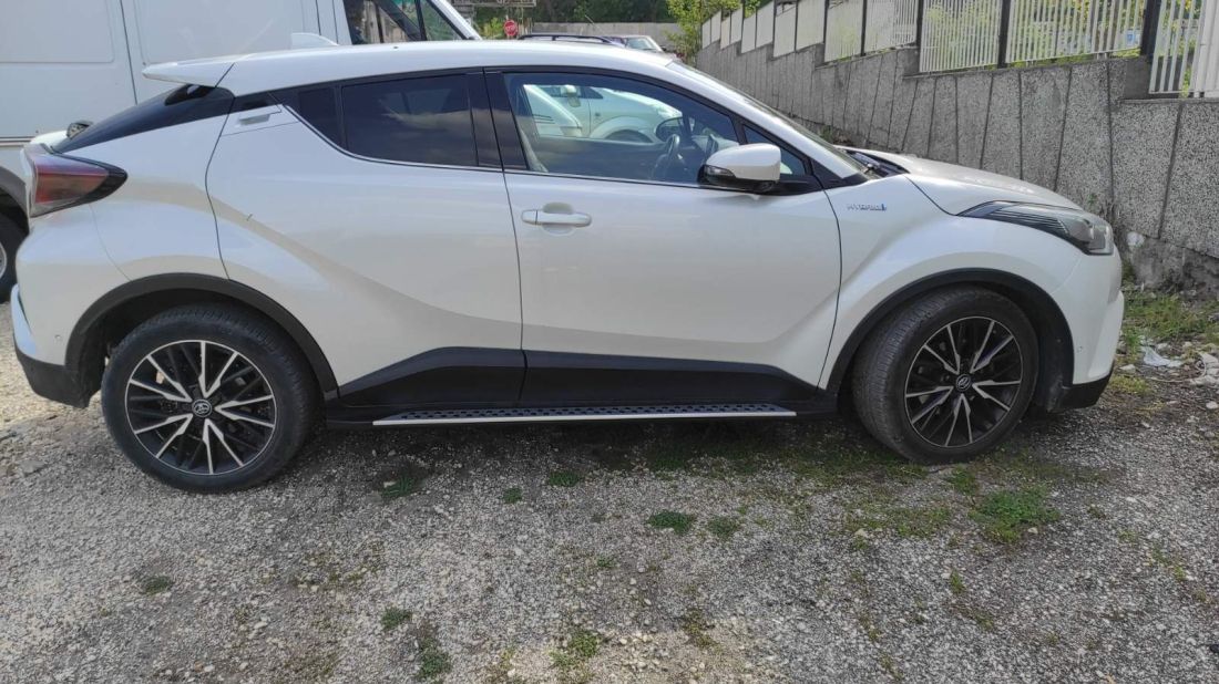Степенки за Toyota C-HR (2016-2023)