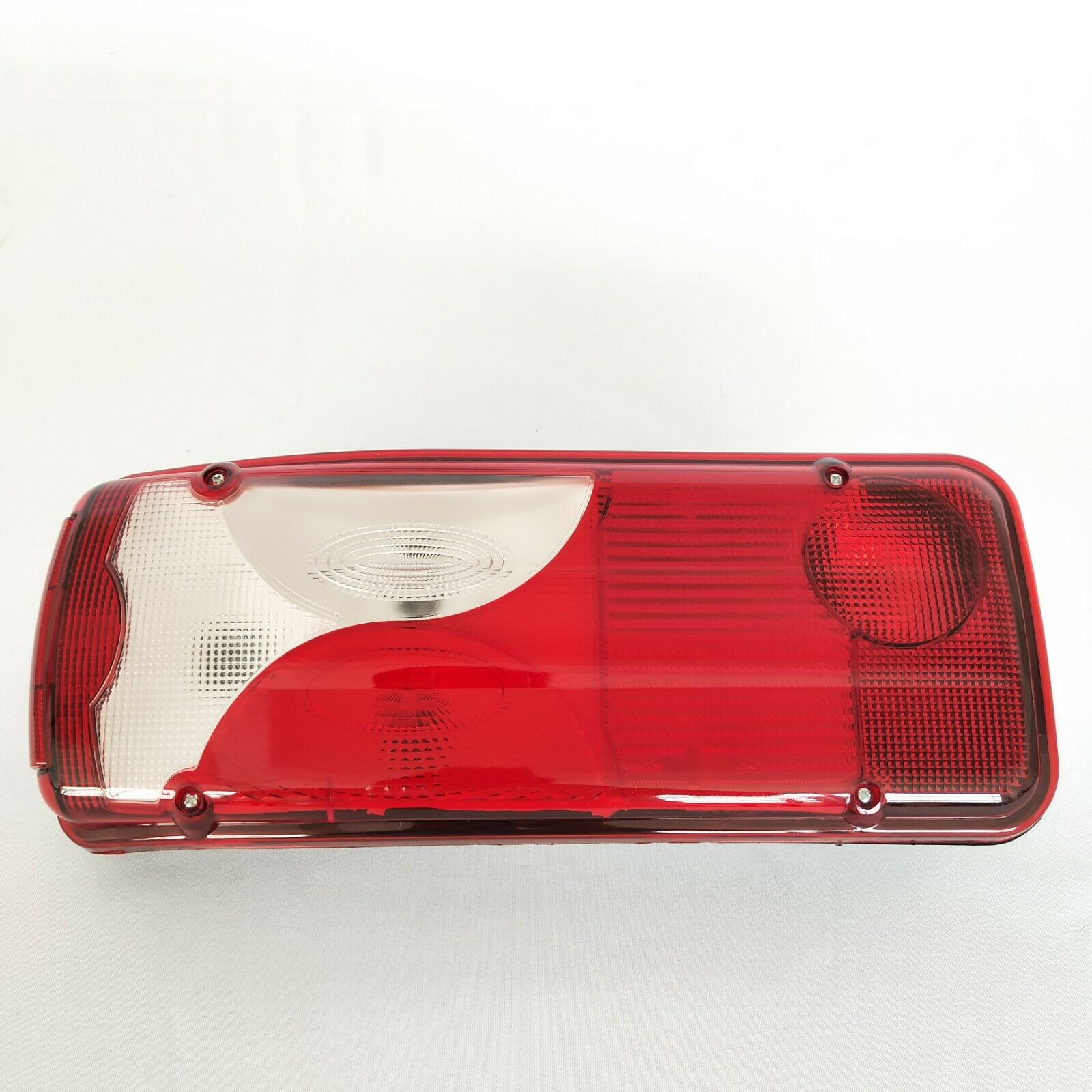 Комплект от 2 броя Универсални Стопове С Букса с 6 пина и крушки Задни светлини 12V -24V Подходящи за Ремарке Караванa Бус Тир Камион Daf Даф Scania Скания Volvo Волво Mercedes Мерцедес Man Ман