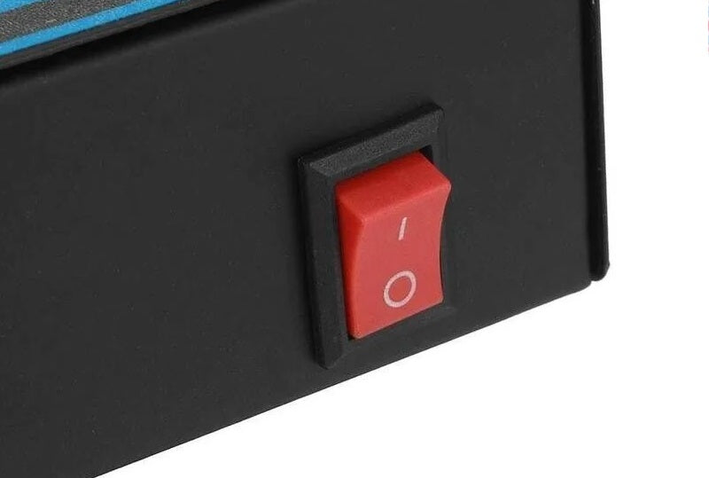 Мултифункционален Инвертор преобразувател на напрежение от 12V на 220V - 1600W